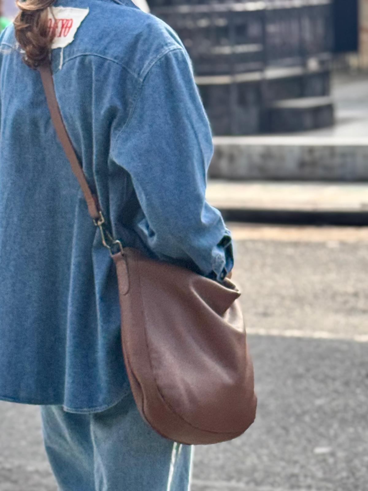 MOCHA COLOUR
